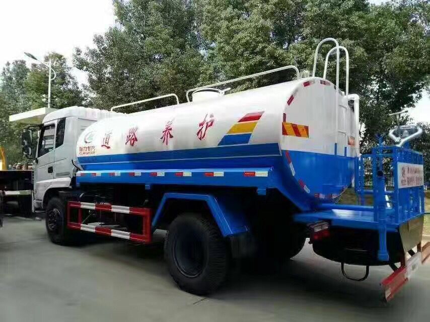 12噸(12方)東風專用底盤綠化灑水車圖片 12噸(12方)東風專用底盤綠化灑水車圖片