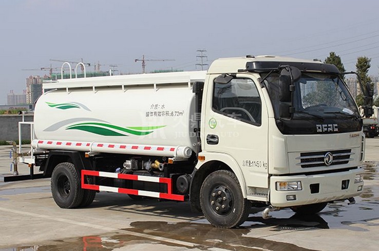 8方灑水車參數_8噸東風多利卡綠化灑水車價格