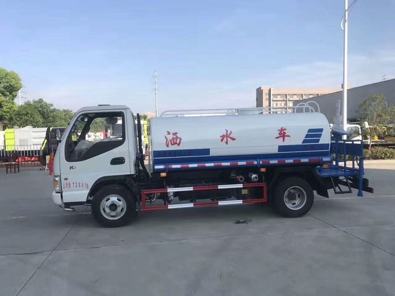 江淮康鈴5噸綠化灑水車廠家價(jià)格3
