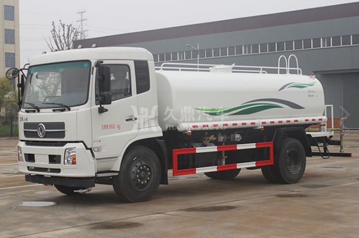環衛灑水車廠家在哪里_12噸東風天錦環衛灑水車