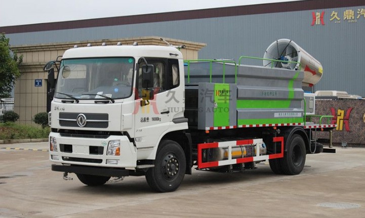 東風(fēng)天錦CNG多功能抑塵車圖片 東風(fēng)天錦CNG多功能抑塵車圖片