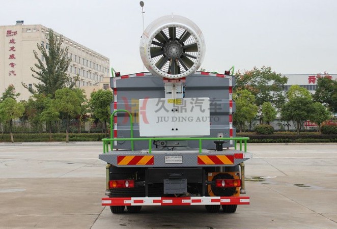 東風(fēng)天錦CNG多功能抑塵車廠家價(jià)格4