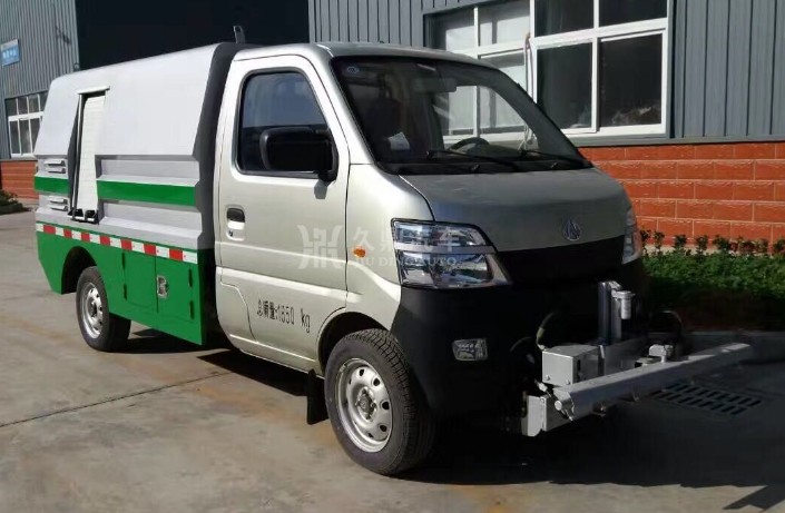 長安小型公路灑水車圖片 長安小型公路灑水車圖片