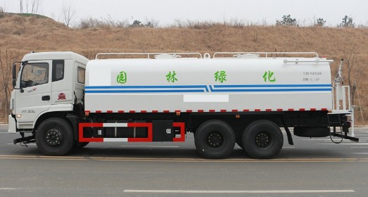 20噸灑水車自重多少噸呢_東風(fēng)御龍后雙橋20噸綠化灑水車廠家價(jià)格2
