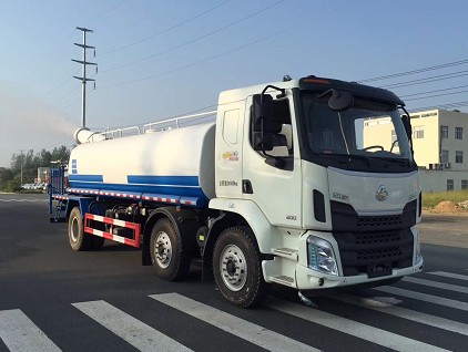 東風柳汽乘龍18噸綠化灑水車廠家價格
