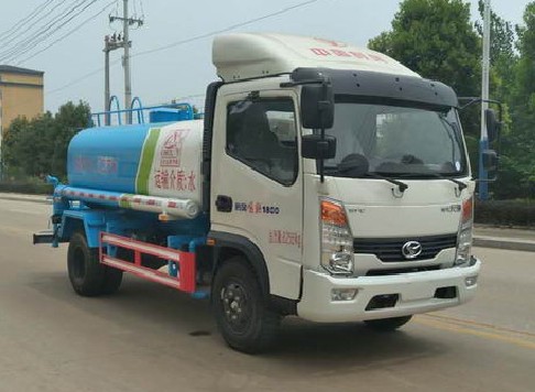 五方灑水車多重_時風風馳5方綠化灑水車廠家價格