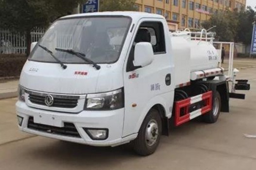 小型灑水車型號規(guī)格及功率_東風(fēng)途逸2噸小型灑水車