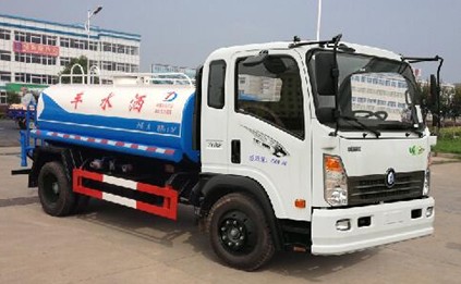 5噸綠化灑水車價格_重汽王牌5噸綠化灑水車廠家價格