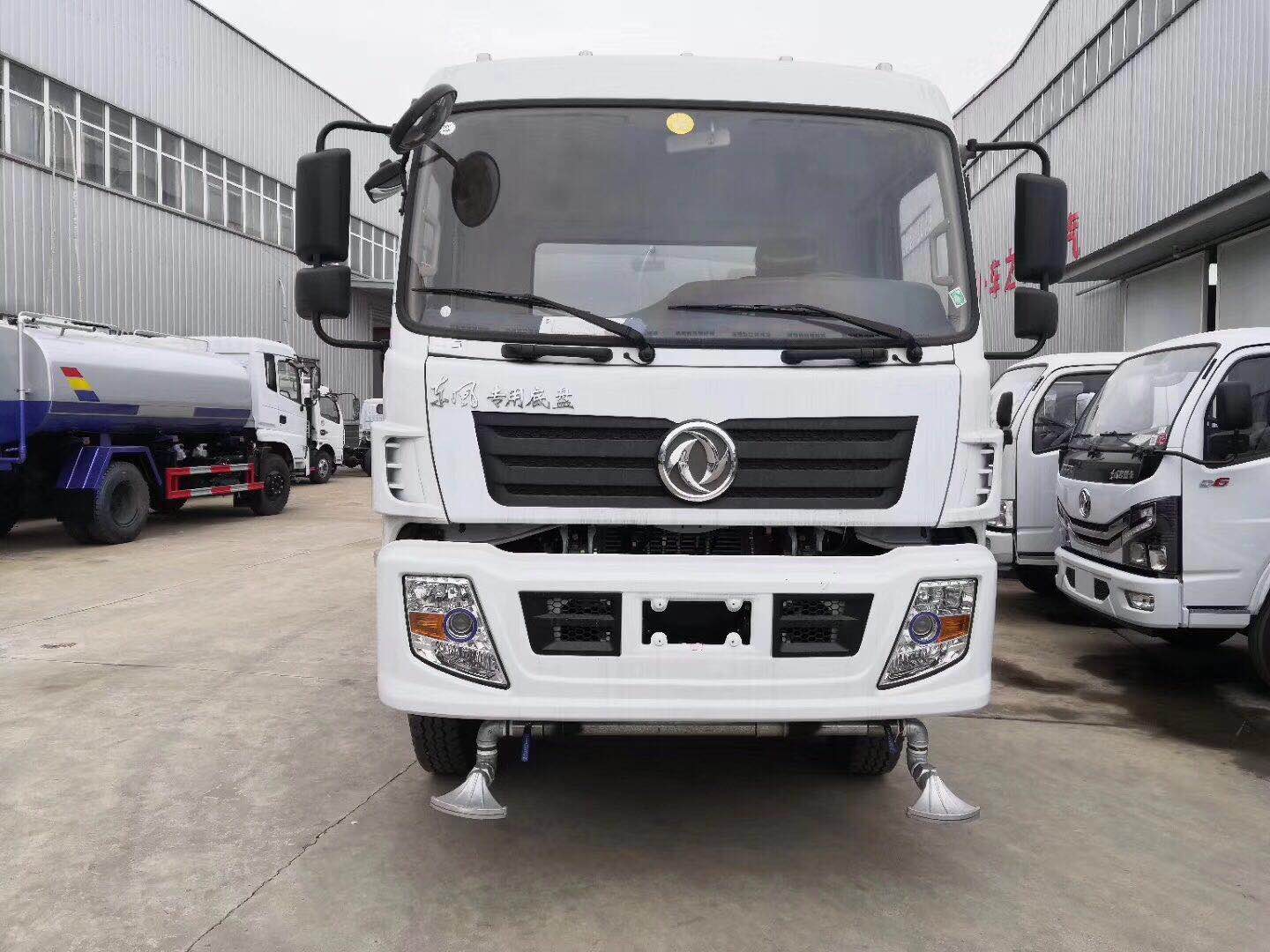 程力新款12噸灑水車圖片 程力新款12噸灑水車圖片