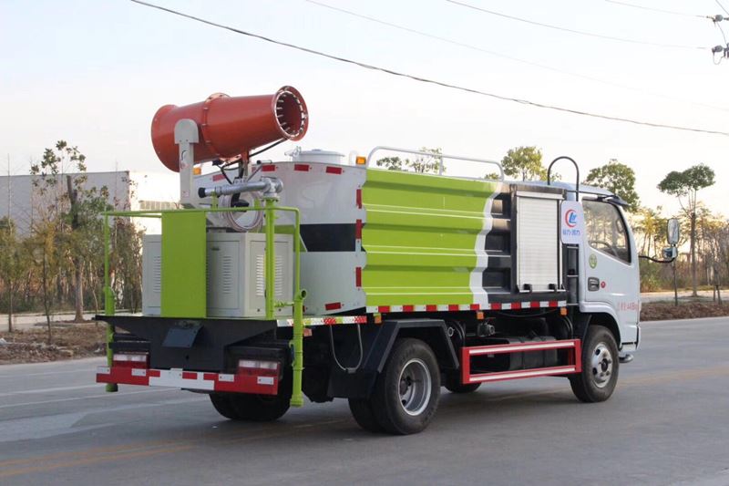 藍牌灑水車和黃牌灑水車的區別_東風小多利卡5方藍牌抑塵車