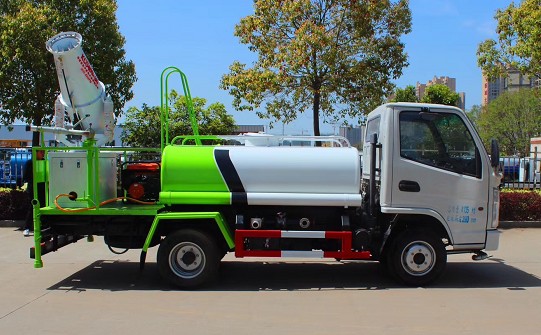 凱馬2噸藍(lán)牌灑水車圖片 凱馬2噸藍(lán)牌灑水車圖片