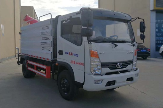 藍牌灑水車價格_時風風馳5方藍牌綠化灑水車