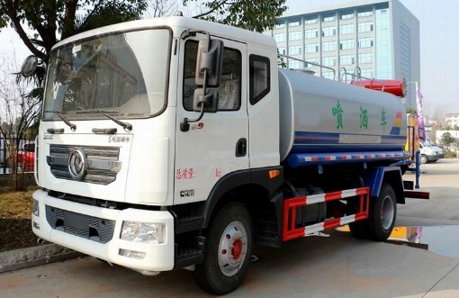 15噸35-40米東風(fēng)D9霧炮抑塵車圖片 15噸35-40米東風(fēng)D9霧炮抑塵車圖片