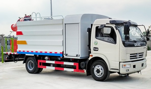 東風3800軸距多功能抑塵車廠家價格4