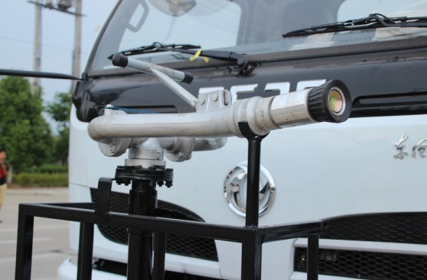 5|L(fng)F܇(ch)ƃ(ni)l(f)(dng)C(j)DƬ