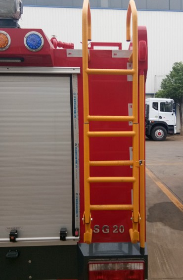 消防車后爬梯圖片 消防車后爬梯圖片