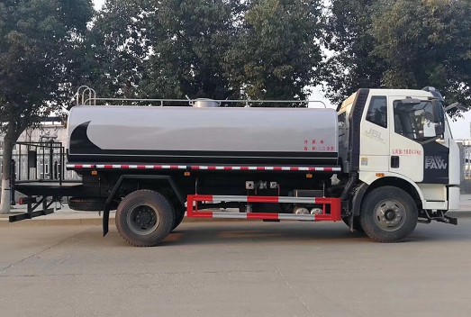 國六14方解放J6綠化灑水車廠家價格3