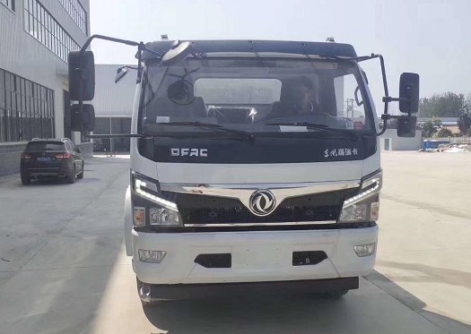 10方灑水車廠家_國六10噸東風多利卡綠化灑水車