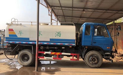 二手東風(fēng)145國五帶手續(xù)12噸灑水車圖片 二手東風(fēng)145國五帶手續(xù)12噸灑水車圖片
