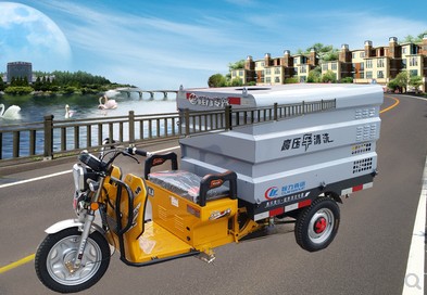 電動(dòng)三輪高壓清洗車
