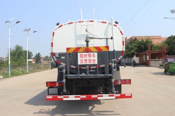 25方灑水車圖片_重汽汕德卡前四后八25噸綠化灑水車廠家價格2