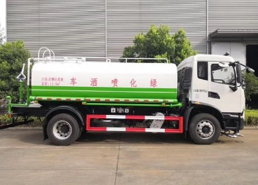 12噸灑水車圖片_12-15噸國六東風(fēng)天錦KR綠化灑水車價格