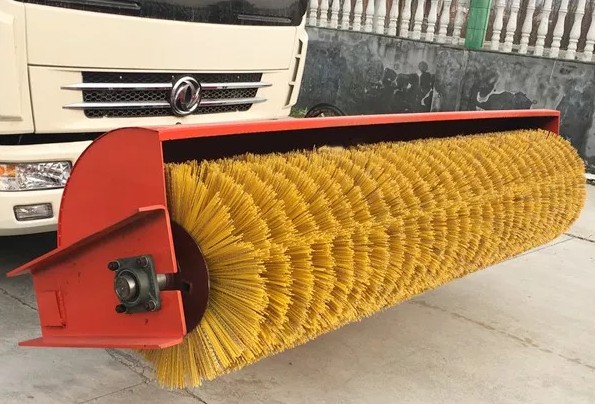 2.5米推置式雪滾 2.5米推置式雪滾