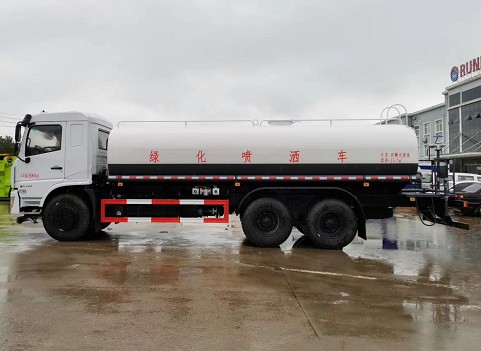 國(guó)六19方東風(fēng)D3L后雙橋?yàn)⑺?chē) 國(guó)六19方東風(fēng)D3L后雙橋?yàn)⑺?chē)