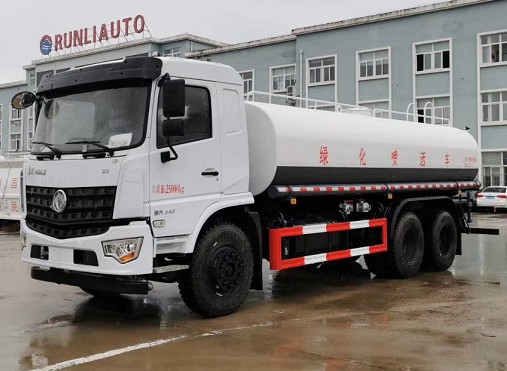 國(guó)六19方東風(fēng)D3L后雙橋?yàn)⑺?chē) 國(guó)六19方東風(fēng)D3L后雙橋?yàn)⑺?chē)