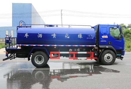 國六15方東風柳汽乘龍L3灑水車圖片 國六15方東風柳汽乘龍L3灑水車圖片