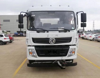 20方灑水車參數_國六20方東風隨專D913后雙橋綠化灑水車廠家價格