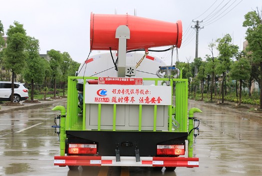 5噸灑水車參數(shù)_國六5方東風(fēng)福瑞卡帶霧炮灑水車廠家價(jià)格3