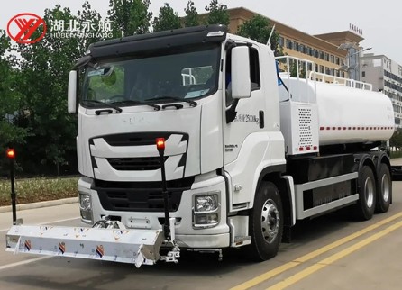 25噸慶鈴純電動(dòng)路面清洗車(chē)圖片 25噸慶鈴純電動(dòng)路面清洗車(chē)圖片