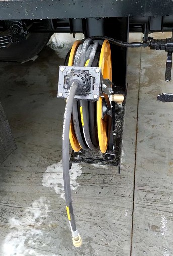 15米自動(dòng)回位卷盤及噴槍圖片 15米自動(dòng)回位卷盤及噴槍圖片