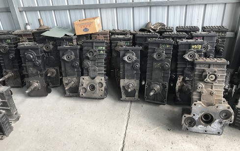 夾心取力器圖片 夾心取力器圖片