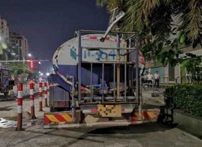 老款尖頭東風EQ140灑水車 老款尖頭東風EQ140灑水車