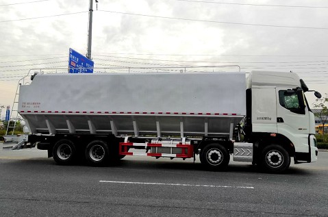 國六東風柳汽前四后八飼料車 國六東風柳汽前四后八飼料車