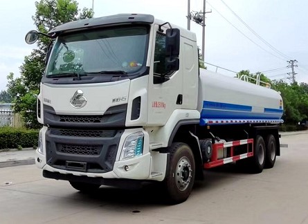 15噸灑水車(chē)價(jià)格多少錢(qián)_國(guó)六18方東風(fēng)柳汽后雙橋綠化灑水車(chē)廠家價(jià)格