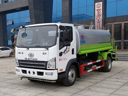國(guó)六8-10噸解放虎VH灑水車 國(guó)六8-10噸解放虎VH灑水車