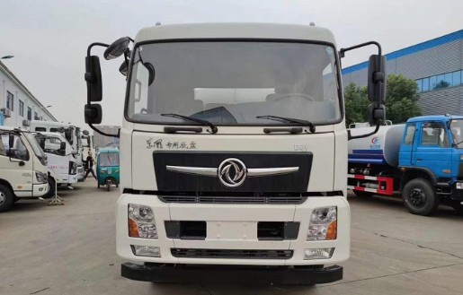東風專底D3V國六12方灑水車 東風專底D3V國六12方灑水車
