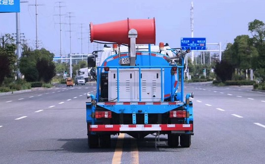 國(guó)六黃牌凱馬6方灑水車 國(guó)六黃牌凱馬6方灑水車