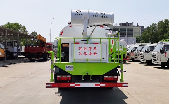 國六東風(fēng)福瑞卡F7灑水車 國六東風(fēng)福瑞卡F7灑水車