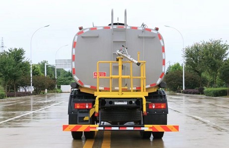 國六15方柳汽乘龍L3灑水車 國六15方柳汽乘龍L3灑水車