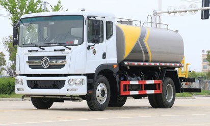 程力灑水車圖片 程力灑水車圖片