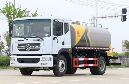 程力灑水車圖片 程力灑水車圖片