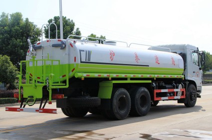 國六東風(fēng)專底20噸灑水車 國六東風(fēng)專底20噸灑水車