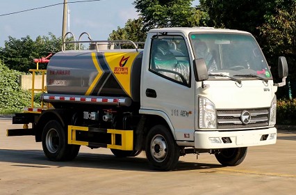 藍牌灑水車圖片_國六2.5方凱馬藍牌綠化灑水車廠家價格