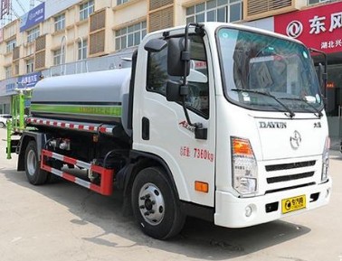 國六4.15方大運(yùn)奧普力A3灑水車圖片 國六4.15方大運(yùn)奧普力A3灑水車圖片