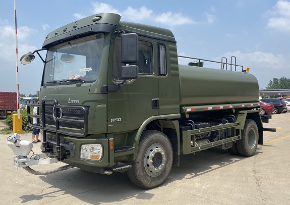 陜汽德龍(L3000)8方灑水車(chē) 陜汽德龍(L3000)8方灑水車(chē)