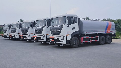 國六東風天龍后雙橋18方灑水車批量發車圖片 國六東風天龍后雙橋18方灑水車批量發車圖片